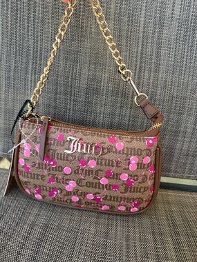 ADORABLE JUICY COUTURE CHESTNUT CHERRY STATUS CONVERTIBLE WRISTLET 🍒